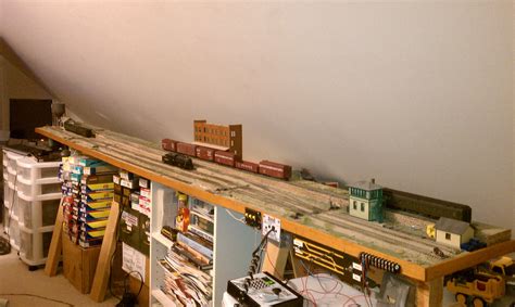 ho shelf track layout